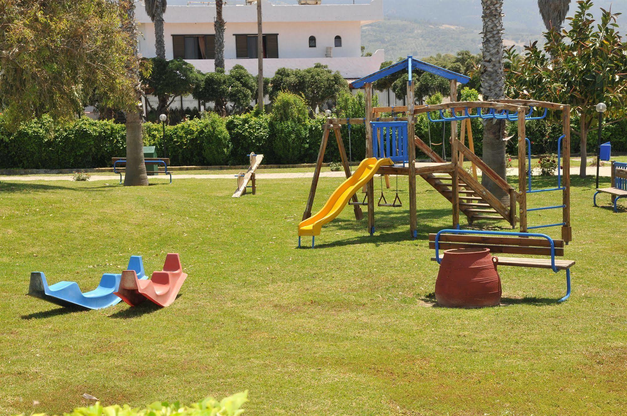 העיירה קוס The Aeolos Beach Hotel מראה חיצוני תמונה